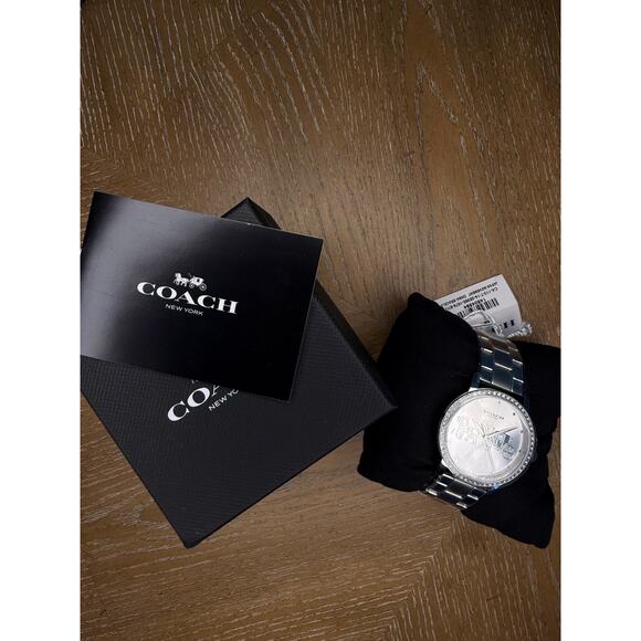 Coach Women’s Stainless Steel Watch Silver Dial Bracelet New With Box - Picture 5 of 6